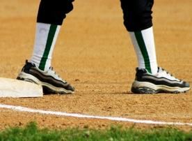 Girls' softball players must have baserunning instincts.