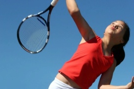 Tennis Tips: Helping Kids Develop a Consistent Serve